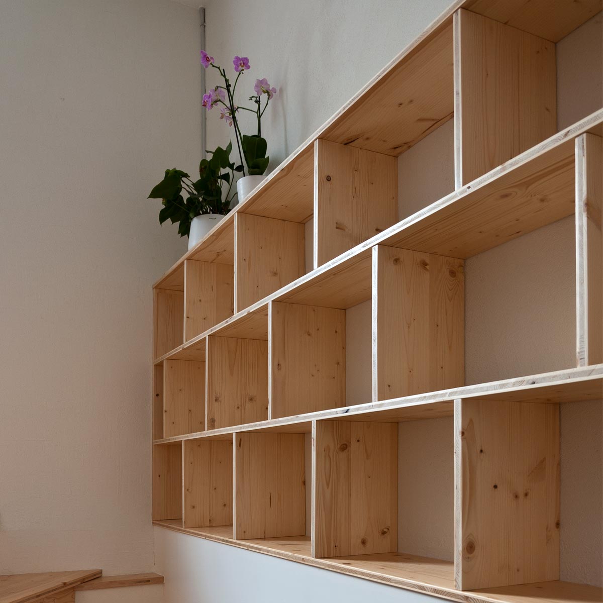 DIY bookshelf made by: TTKK